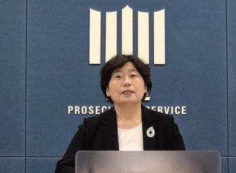 내란 특검, 윤석열 전 대통령 체포영장 청구…윤 측 “절차 위반, 소환엔 응하겠다”