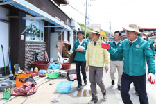 “수해복구에 최선 다하겠다”…박완수 지사, 의령·합천 피해현장 점검