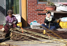 ‘2025년 무형유산 한지장 공개행사’ 함양 마천서 성황