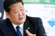 이상호 태백시장 ″원주공항 국제화, 접근성 향상으로 태백 발전 필수″