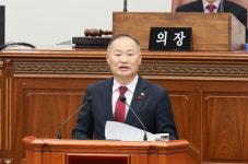 제148회 정례회 개회…창원시의회, 2026년도 예산안 심사 착수