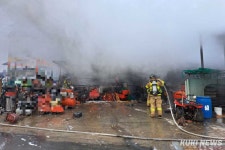 원주시 태장동 기계상사 화재…60대 1명 숨져