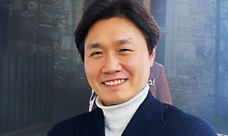 국내 봉제공장 강점 살리고 프리미엄 아울렛 유통 확장 - 원풍물산 패션사업본부 신봉주 이사