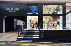 아크메드라비, 글로벌 기업으로 GO