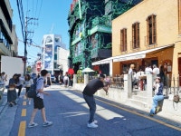 압구정 도산공원 일대, 외국인 수요 업고 패션 성지로 부흥