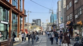 평당 5억 대 소문난 감자탕 부지 매각설…성수 상권 해석 엇갈렸다
