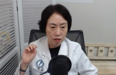 최대한 쉬운 솔루션 돌아온 우리 아이가 달라졌어요 첫 화에서 오은영 박사 후임으로 지목된 새로운 얼굴은 엄마들의 멘토로 알려진 조선미... 