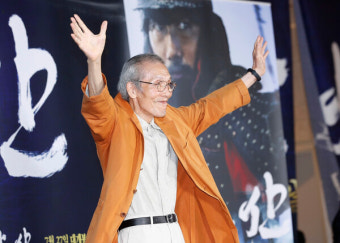 강제추행 혐의로 기소된 '깐부 할아버지' 오영수의 재판 일정이 드디어 나왔고, 이는 무려 5년 만의 첫 재판이기도 하다
