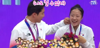 경쟁 끝, 심쿵 시작!! 항저우 탁구 시상식서 관객 환호성 쏟아진 이유는 보고 나니 내 입꼬리도 광대에 걸렸다(사진)