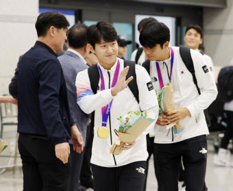 이강인 파리올림픽 데리고 갈거냐? 아시안게임 금메달 따고 귀국한 황선홍 축구 대표팀 감독의 답변은 의미심장하다