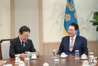 '20, 720, 10, 135' 숫자 4개로 보는 윤석열 대통령과 이재명 대표의 첫 영수회담