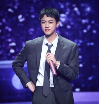 방탄소년단 진, 푹 쉬면 다행이야 출연으로 무인도 적응기 공개!
