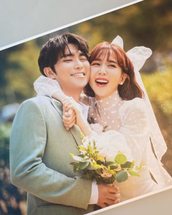 걸그룹 크레용팝 출신 33세 초아가 자궁경부암 투병 중이라 깜짝 고백했고, 편지 보니 두 손 모아 기도하게 된다