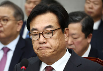 윤석열·명태균 육성 파일 들었지? 정진석 비서실장의 한 줄 평: 참 많은 생각이 든다