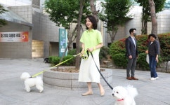 공수처 대치 중 윤석열 대통령 관저 안 찍은 유튜버가 목격한 장면: 모두의 심장이 쿵쾅거릴 것이다