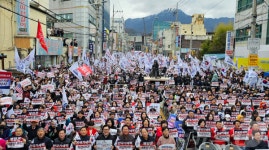 국가비상기도회 참석한 전한길의 노빠꾸 더불어민주당 저격 발언: 이젠 정말 갈 때까지 갔다