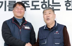 오늘 시행되는 노란봉투법에 대한 양대 노총의 내부 전략 : 강경 투쟁 vs 실리 전략