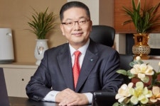 하나은행장 이호성 임기 후반 실적 선제골로 시작 : 리딩뱅크 탈환과 재무건전성 확보 동시 추진한다