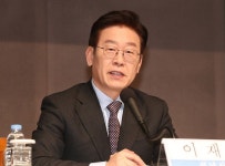 이재명, 시민 SNS 정책제안 1000건 답변…'SNS소통의 강자'