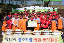 [대한민국이 좋다] 中企연합봉사단, 밥퍼나눔운동본부에서 재능봉사