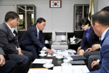 김성기 가평군수, 국가 위험도로 개선 및 주민건의사항 해소나서