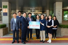 한국주택금융공사 천안지사, 한가위 맞이 기부금 전달