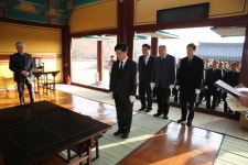 강인규 나주시장, 2018년 새해 충혼탑·정렬사 참배