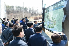 양천구의회, 개장 앞둔 양천도시농업공원시찰