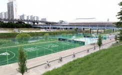 구로구, 안양천 구일역 일대 체육시설 새 단장