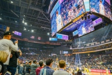 삼성전자, NBA 골든 스테이트 워리워스 경기장에 초대형 LED 스크린 설치