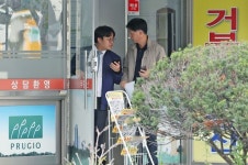 상한제 위력?…서울 아파트 거래 뚝