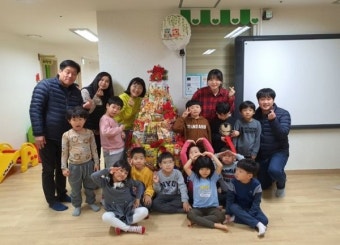 하남시,  새하남어린이집 미사복지관에 '사랑의 라면 트리' 기부