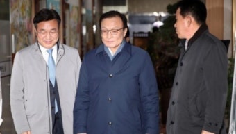 이해찬 직접 나서 비례정당에 '의원 꿔주기'