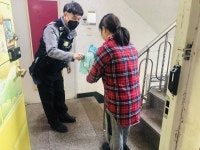 인천 남동구 곳곳 코로나19 극복위한 초등학생과 주민들 도움의 손길 이어져