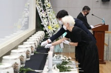 강원대학교 의학전문대학원, 시신기증자 합동추도식 엄수