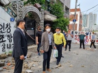 안승남 구리시장, 인창C구역 재개발현장 찾아 옥탑 철거민에 약품전달, 대화자리 제의