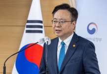 [기획] 몰락 예고된 고령 산업… 현실 안주 말아야