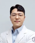 [기고]다가오는 수상 스포츠의 계절, 아차 하면 무릎관절 손상 발생