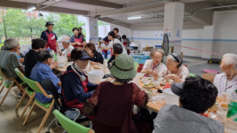 김포시 양곡 LH5단지 아파트, 단지 내 어르신들 모시고 삼계탕 행사 진행