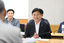 조용익 부천시장, 시스템반도체 기업 찾아 현장 목소리 청취
