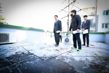 [포토 뉴스] 문헌일 구로구청장, 입동 지역 경로당 현장점검 나서