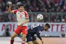 바이에른 뮌헨, 하이덴하임에 4-2 승리… 김민재, 패스 실수로 실점