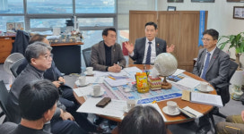 경주시, 안강읍 포사격장 이전 추진위원회 신원식 국방장관과 면담