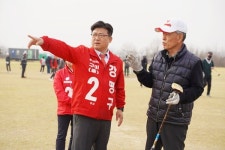 구미을 국민의힘 강명구 후보, 선산 파크골프장 방문