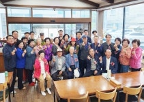 LG유니참(주), 인동동 17통 경로당 어르신 점심 대접