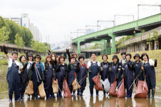 구로구, 탄소중립시민실천단 도림천 정화 활동 펼쳐