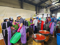 의왕시 부곡동지역사회보장협의체, 사랑의 열무김치 나눔 봉사 실시