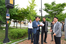 김동근 의정부시장, 새롬마을에서 현장시장실 및 로드체킹 운영