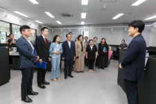 부천시의회 재정문화위원회, 한국만화영상진흥원 및 웹툰융합센터 현장방문