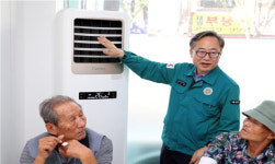 금천구, 폭염 속 현장 소통...어르신쉼터 방문 안전점검